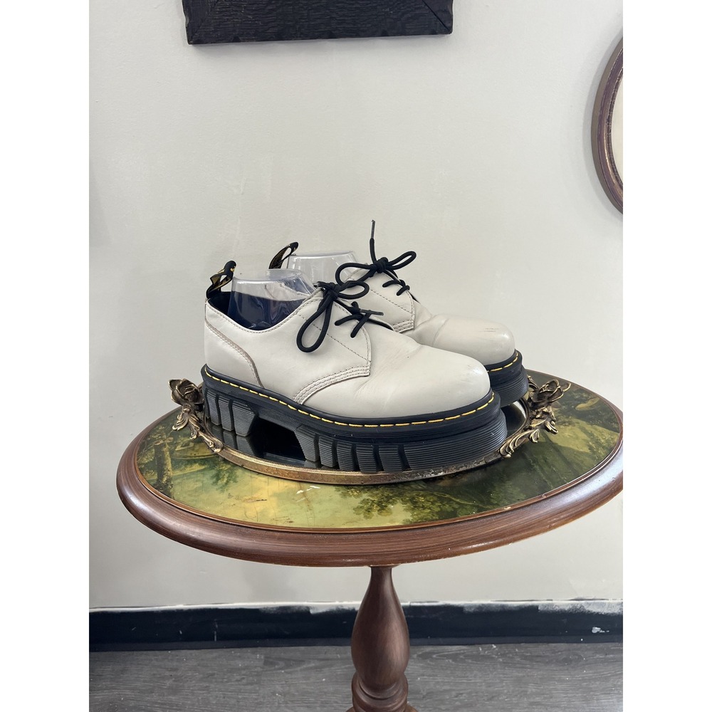 Dr. Martens White Leather Oxford Platform Chunky Lug Sole Shoes Size 10